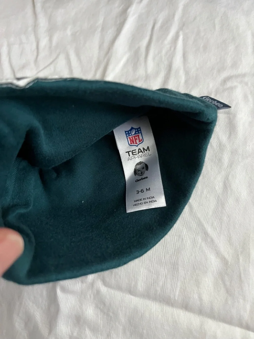 Philadelphia Eagles baby onesie & hat to 3 months reen NFL sports baby clothes
